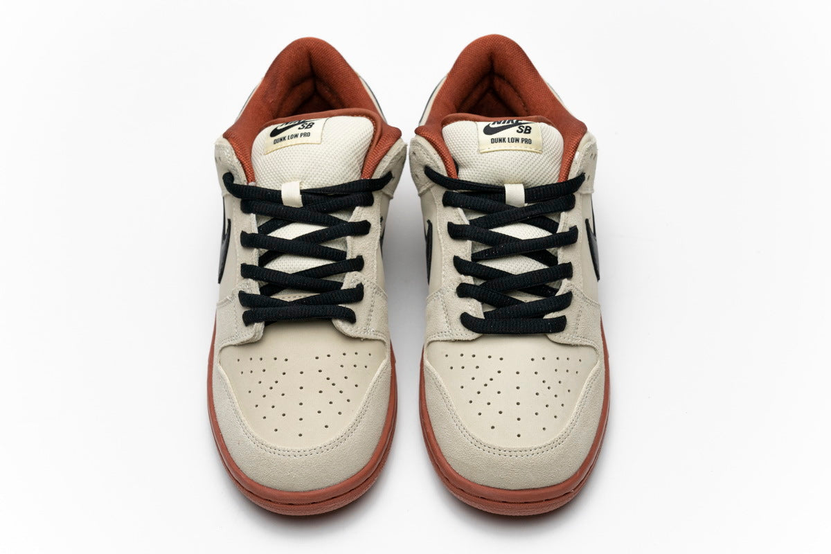Nike SB Dunk Low Hennessy Reps Sneakers BQ6817-100