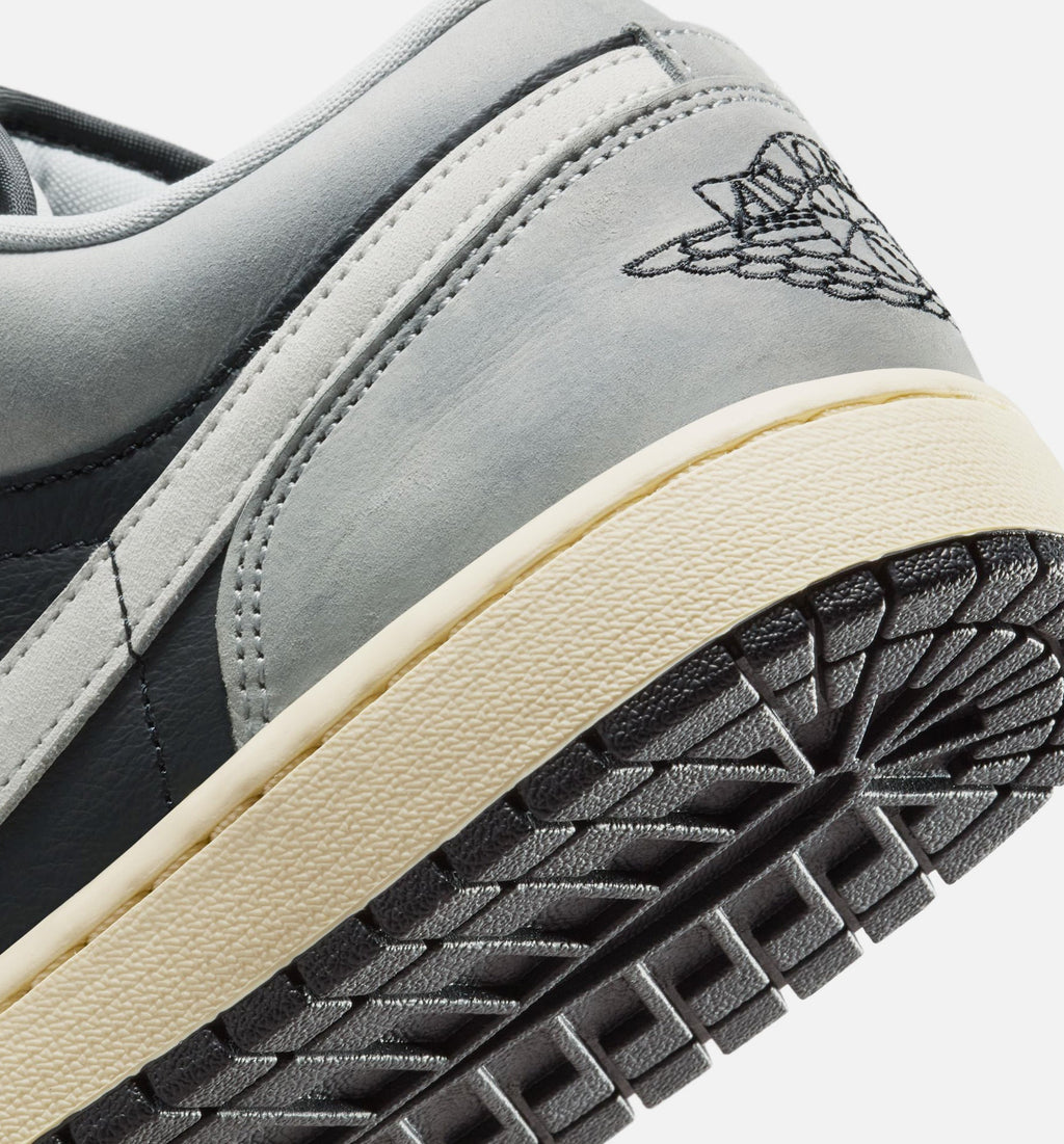 Air Jordan 1 Low SE – Men's Lifestyle Shoe in Light Smoke Grey/White/Off Noir