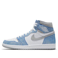 Air Jordan 1 Retro High OG 'Hyper Royal Light Smoke Grey' 555088-237.80