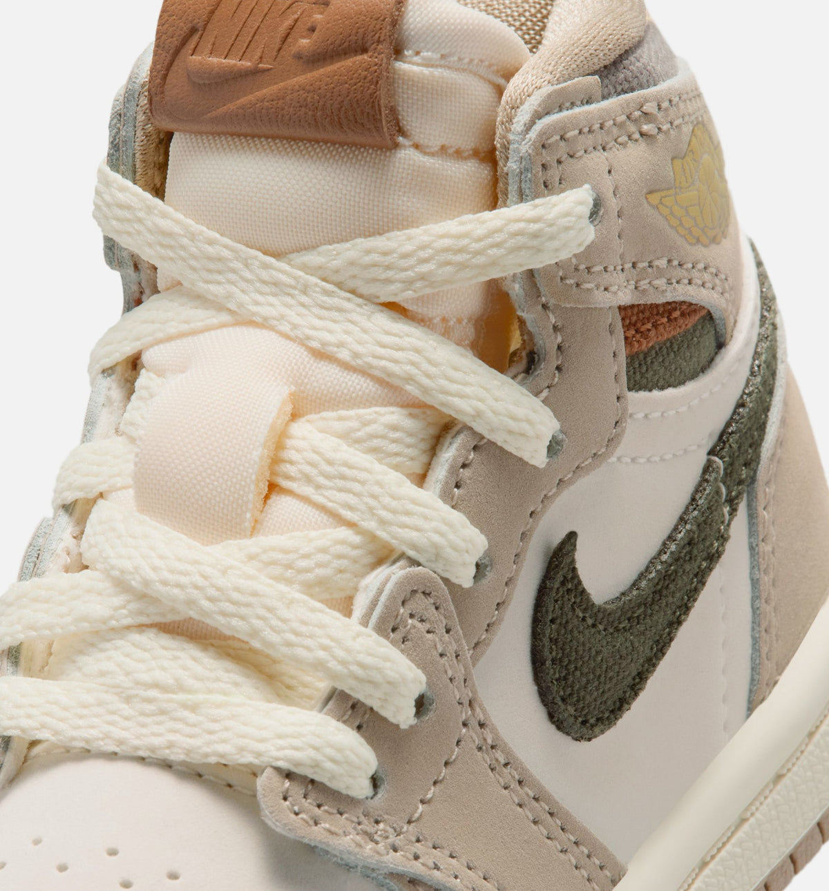 Air Jordan 1 Retro High OG Khaki Infant & Toddler Lifestyle Shoe - Khaki/Sail/Coconut Milk/Cargo Khaki