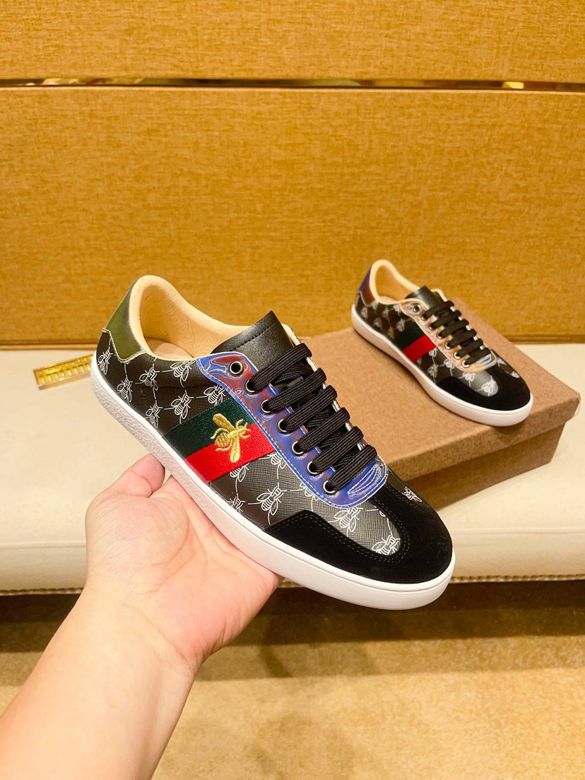 Black Multicolor Pattern Low-Top Sneakers