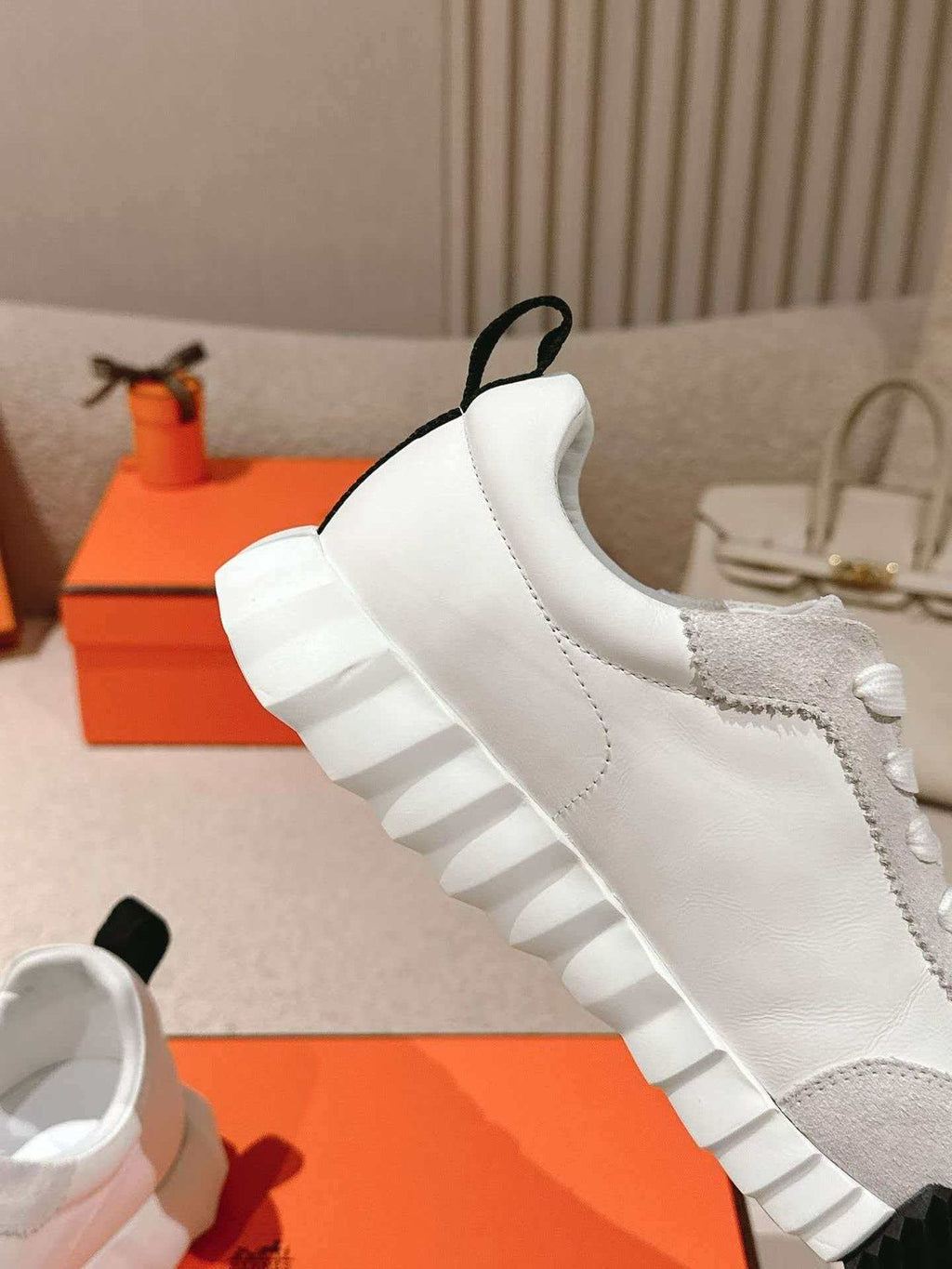 Men's White and Gray Low-Top Sneakers