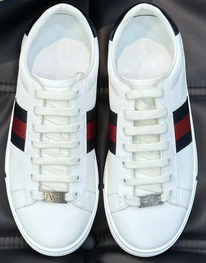 Gucci White Stripe Low-Top Sneakers