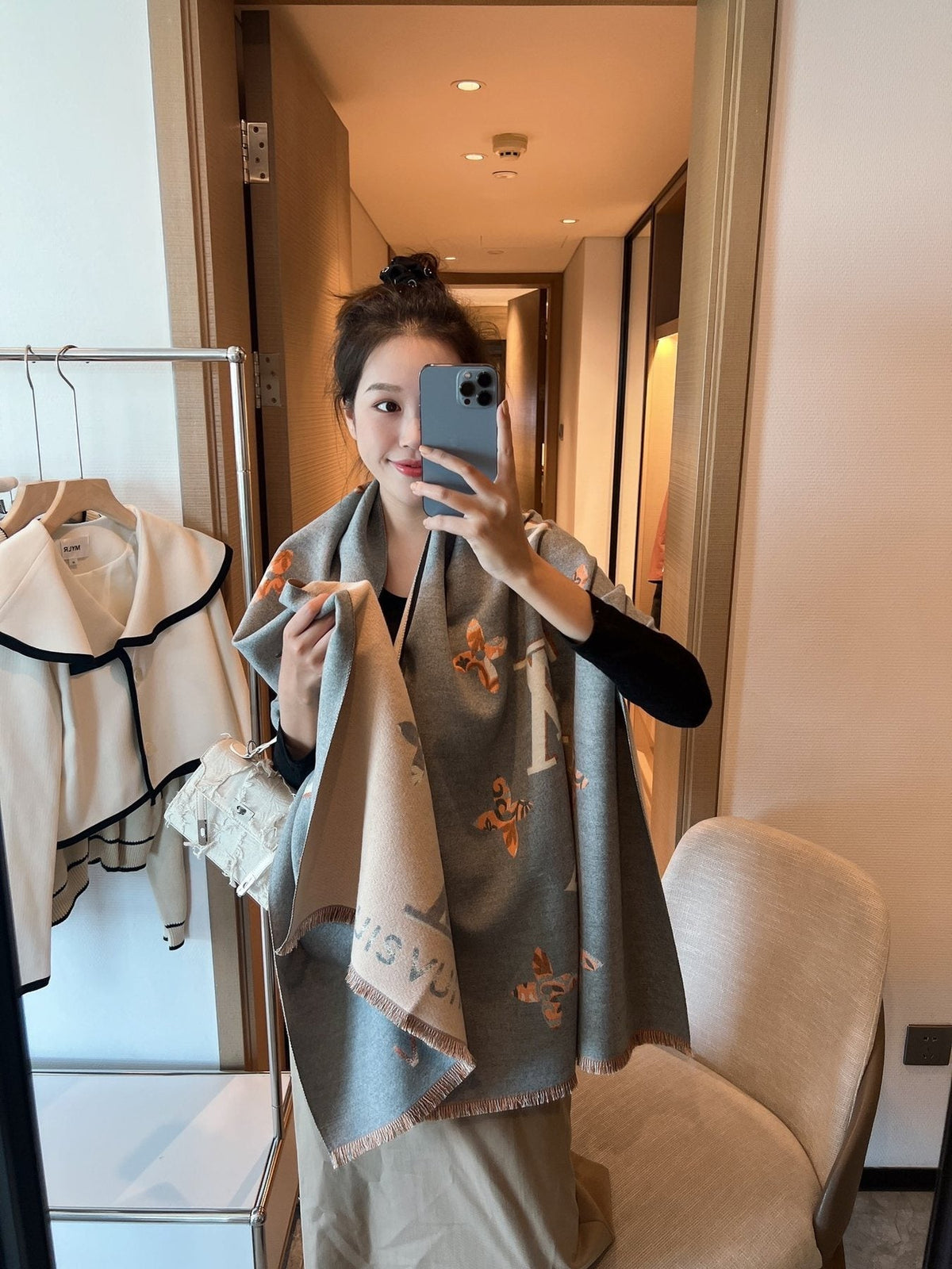 Louis Vuitton Monogram Floral Shawl