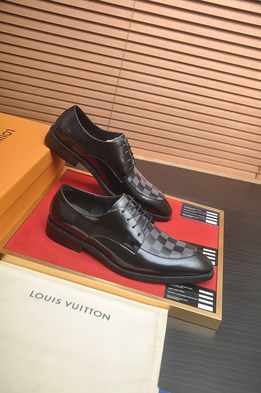 Louis Vuitton Checkerboard Lace-Up Dress Shoes