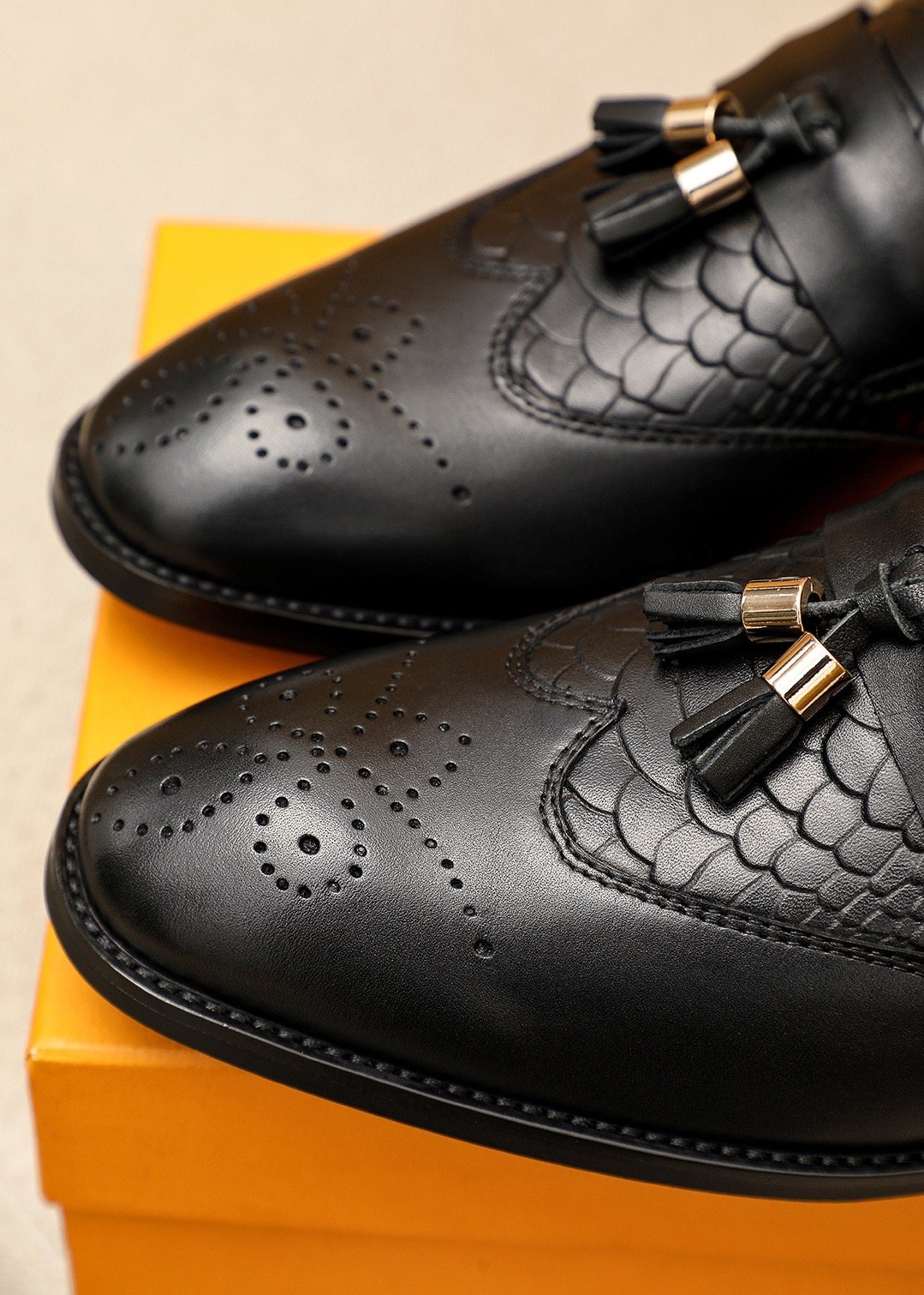 Louis Vuitton Black Textured Tassel Loafers