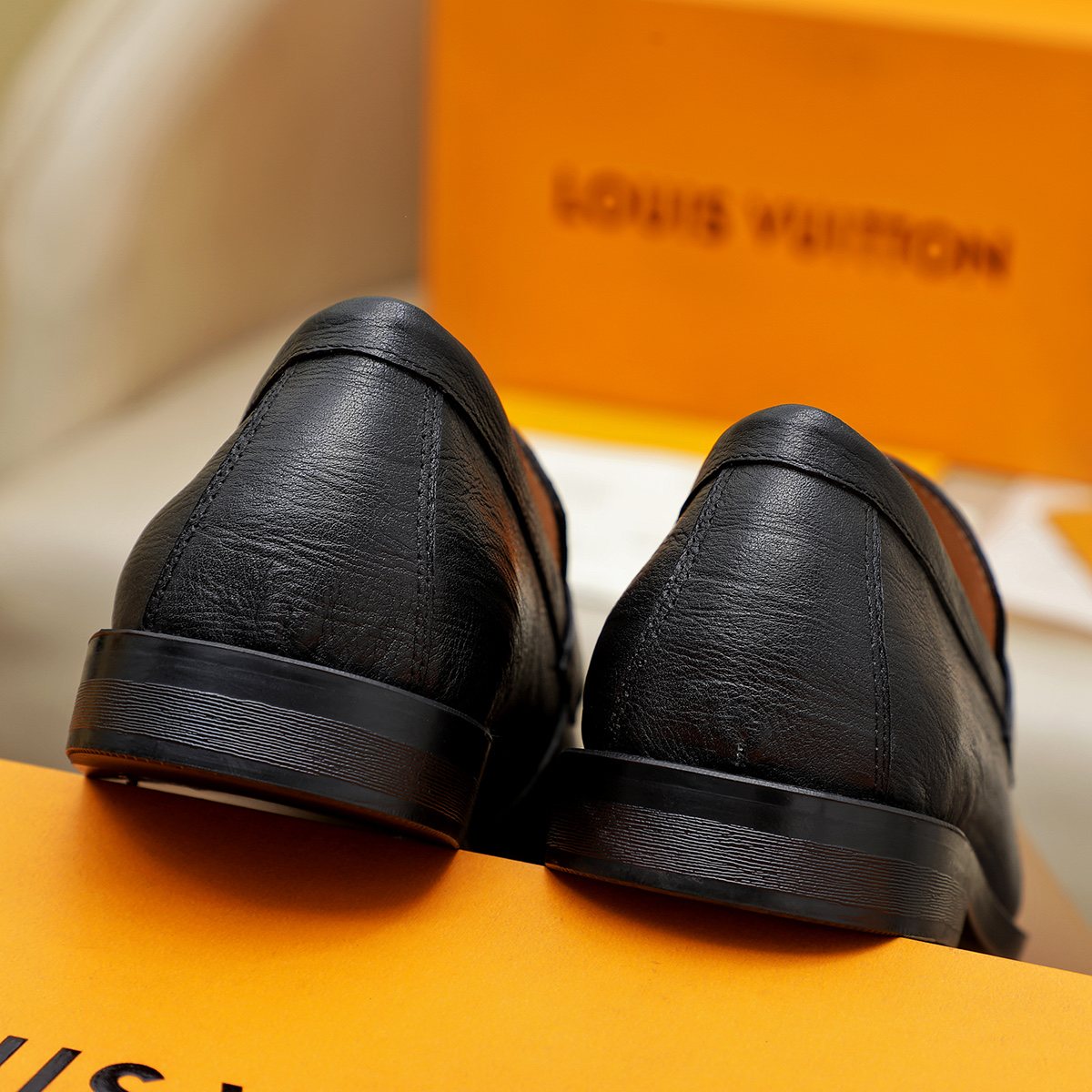 Louis Vuitton Men's Black Textured Hardware Loafers