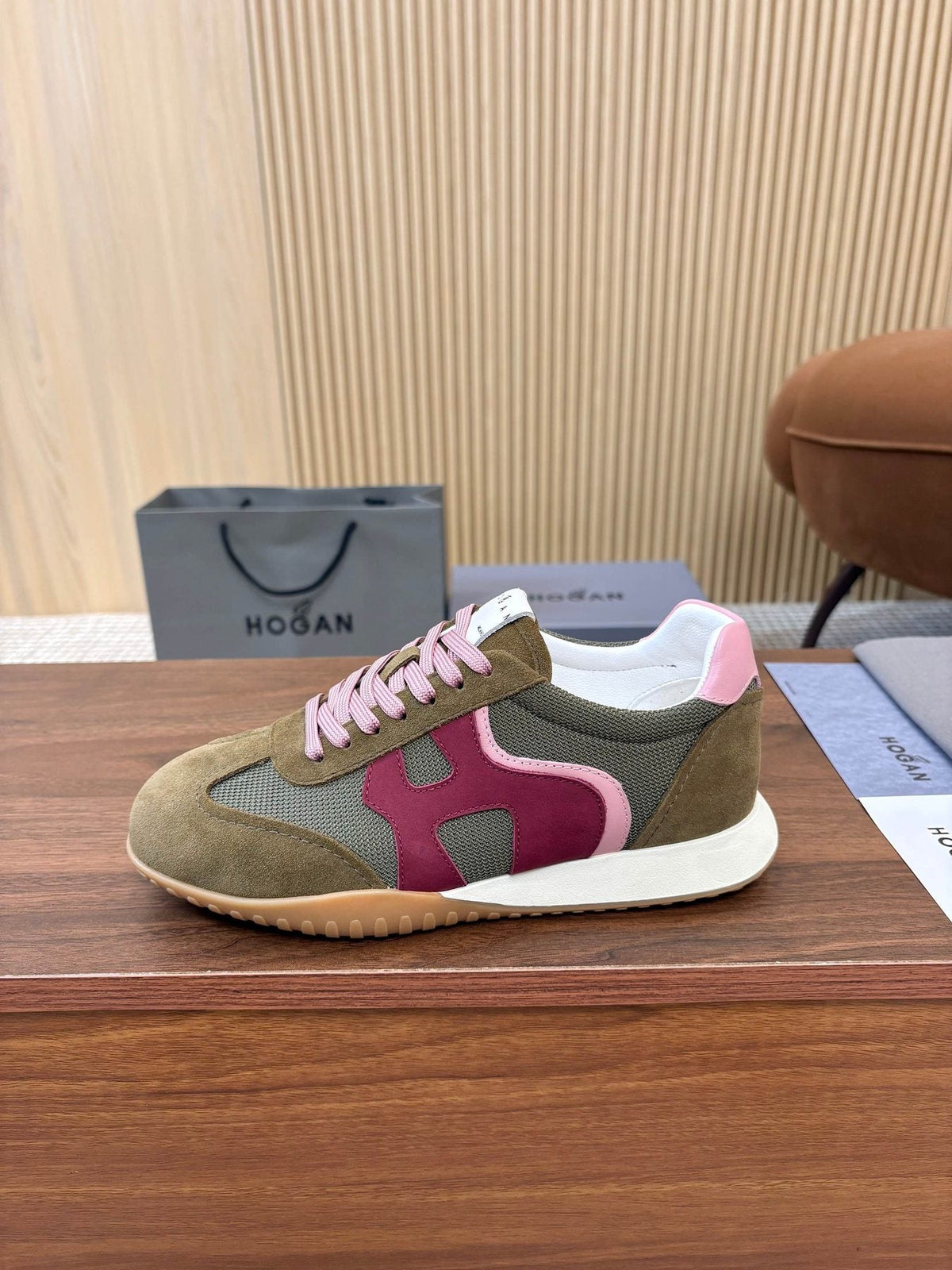 HOGAN Women's Colorblock Low-Top Sneakers