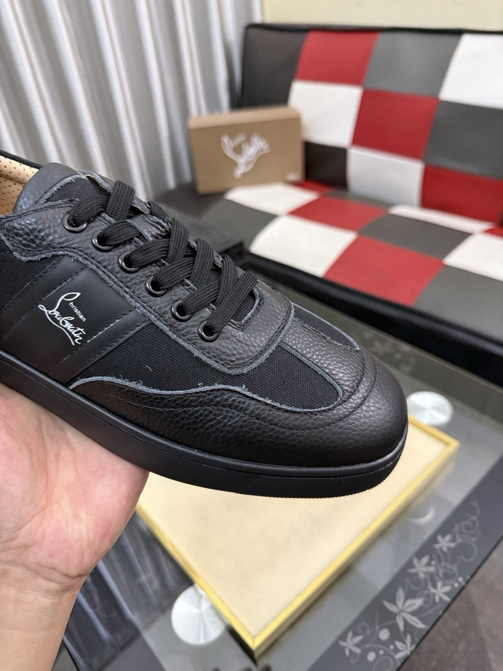 Christian Louboutin Script-Accent Low-Top Sneakers