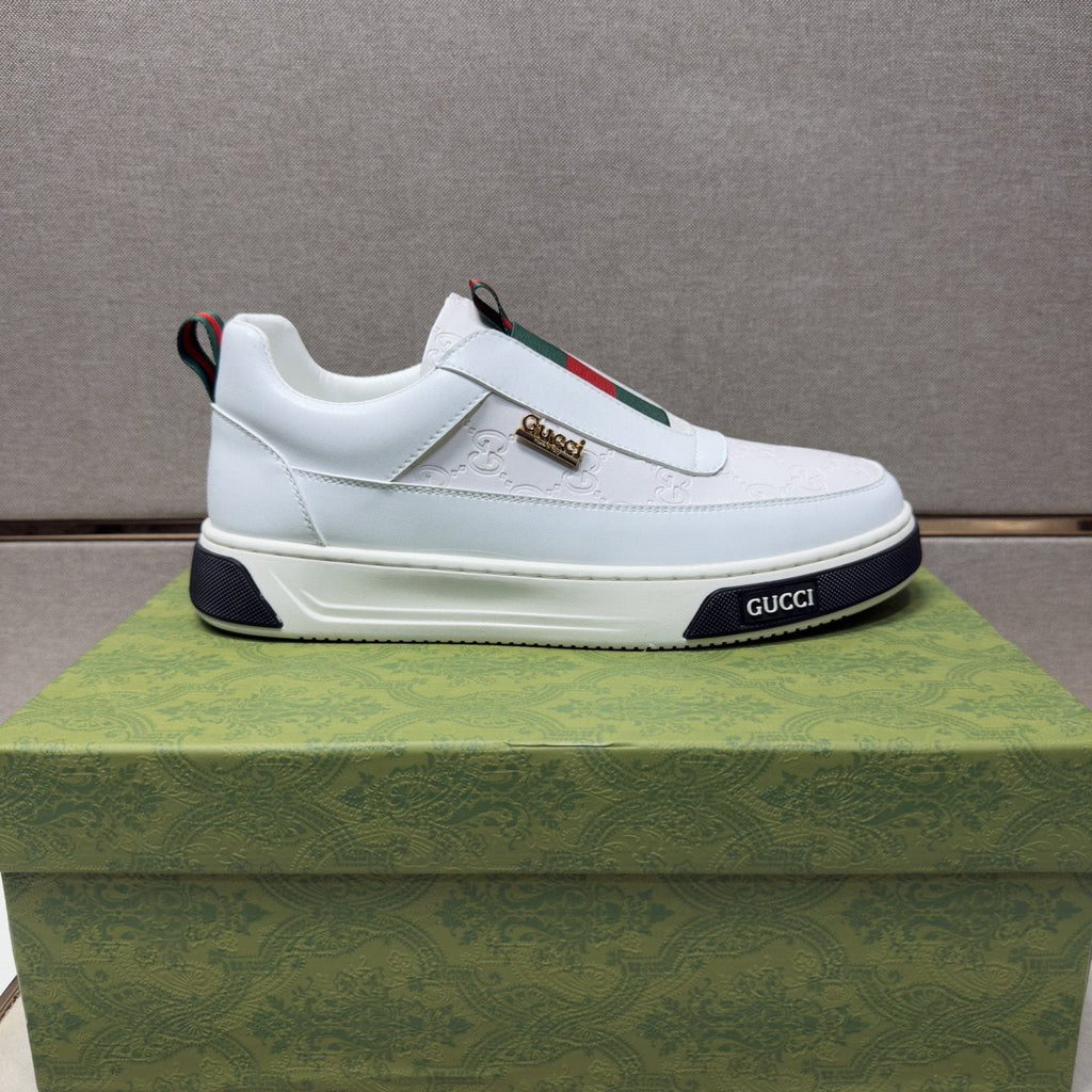Gucci Green and Red Stripe Low-Top Sneakers