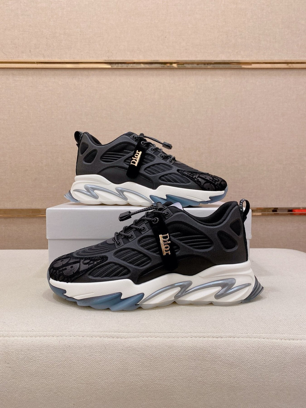 Dior Men's Sculpted Sole Lace-Up Sneakers